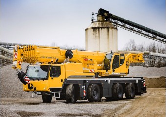 Автокран Liebherr LTM 1090 с гуськом 90 тонн