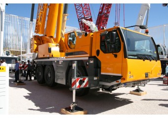 Автокран Liebherr LTM 1060 60 тонн