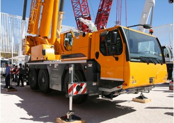 Автокран Liebherr LTM 1060 с гуськом 60 тонн