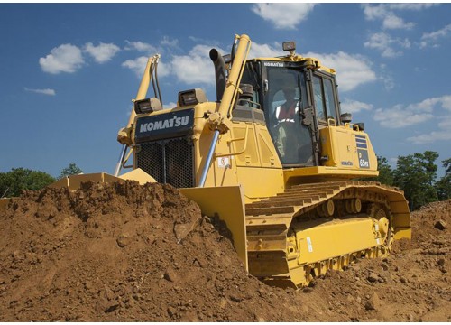 Бульдозер KOMATSU D65