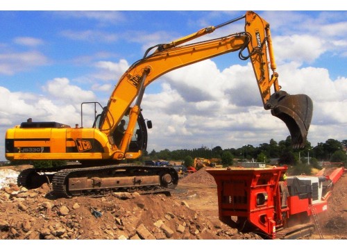 Гусеничный экскаватор JCB JS 330