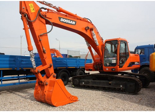 Гусеничный экскаватор Doosan 225n lcv