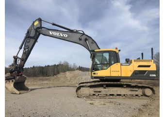 Гусеничный экскаватор Volvo EC250D