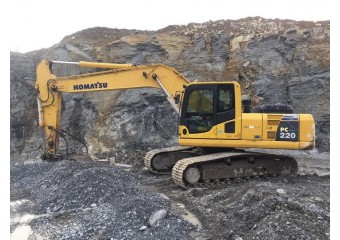 Экскаватор Komatsu PC220