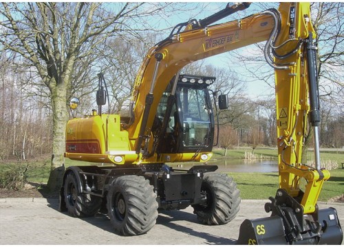 Колесный экскаватор Jcb js 145w